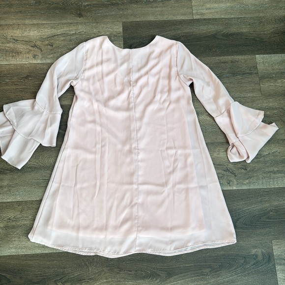 Altard State Pale Pink Bell Sleeve Dress. Women’s size small. - Picture 6 of 7
